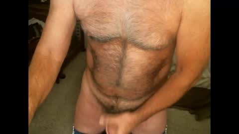 Snapshot of hairypecsguy chatting on 03/12/25, 07:02 Hairy pecs online show from 03/12/25, 07:02