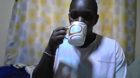 Snapshot of hairypussybigassy001 chatting on 02/17/25, 07:58 hairypussybigassy001 online show from 02/17/25, 07:58