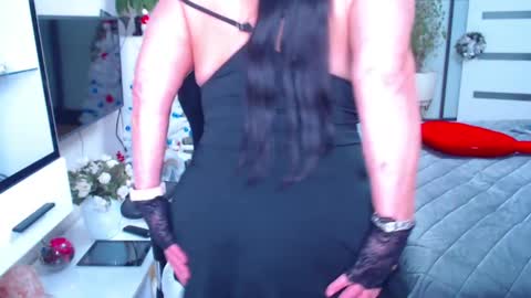 Snapshot of hairypussygranny chatting on 01/09/25, 12:52 Monika online show from 01/09/25, 12:52