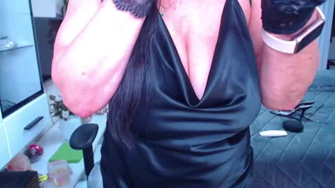 Snapshot of hairypussygranny chatting on 02/09/25, 08:44 Monika online show from 02/09/25, 08:44