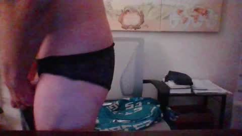 Snapshot of hairypussylover089 chatting on 10/03/25, 04:31 hairypussylover089 online show from 10/03/25, 04:31