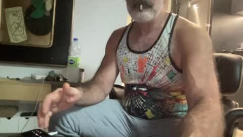 Snapshot of hairytonkas chatting on 08/01/26, 02:11 HairyTonkas online show from 08/01/26, 02:11