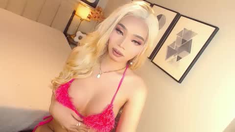 Snapshot of haisleypalmer chatting on 09/10/25, 11:32 YOUR SIDECHIC HAILEY online show from 09/10/25, 11:32