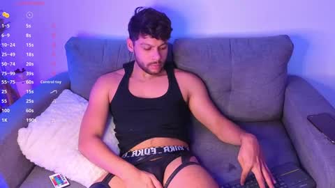 Independent       model  online show from 10/02/25, 09:55