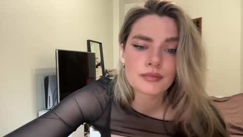 haley_rune online show from 02/09/25, 10:20