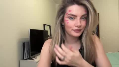 haley_rune online show from 02/14/25, 10:28