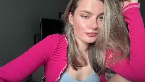 haley_rune online show from 02/26/25, 10:26