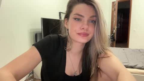 haley_rune online show from 03/02/25, 04:32