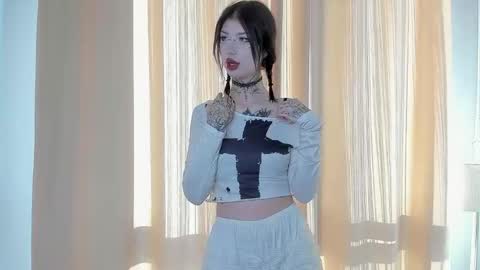 LunaandSara online show from 03/10/26, 01:38