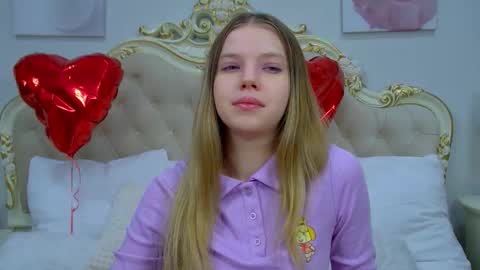 HallyBradley online show from 03/03/26, 05:13