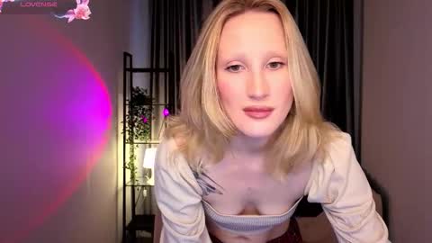 Call me Bianca online show from 10/20/25, 01:44