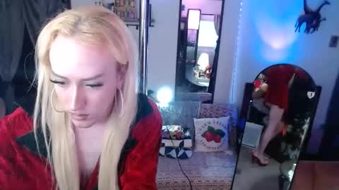 halovalentine online show from 02/18/26, 02:46