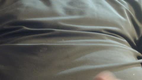 Snapshot of hamhead71 chatting on 12/03/24, 02:36 hamhead71 online show from 12/03/24, 02:36