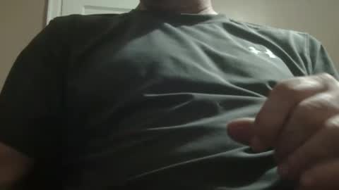 Snapshot of hamhead71 chatting on 12/09/24, 02:06 hamhead71 online show from 12/09/24, 02:06