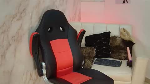 Hamsel  online show from 03/17/26, 07:39