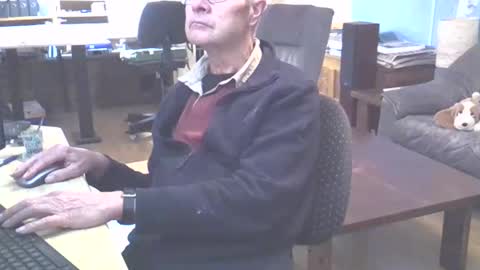 Prefer men 80 online show from 12/02/24, 09:28