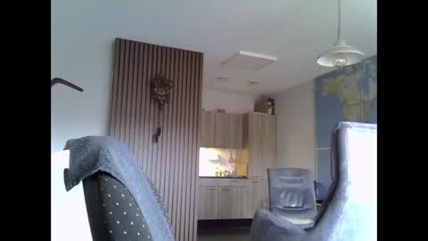 Prefer men 80 online show from 02/23/26, 02:25