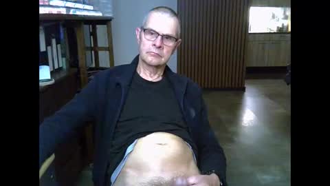 Prefer men 80 online show from 04/02/26, 08:17