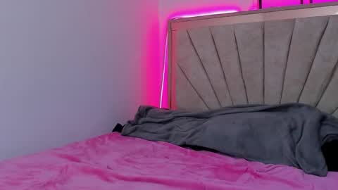 Hana and Zeta online show from 02/23/26, 02:25