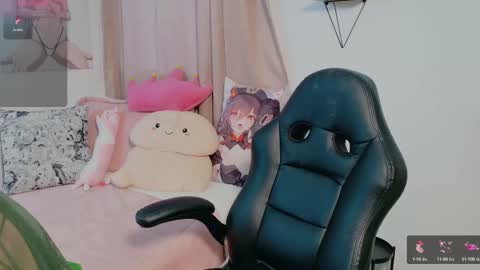 Snapshot of hanaa_rosse chatting on 02/11/25, 12:58 Hanna Rosse online show from 02/11/25, 12:58