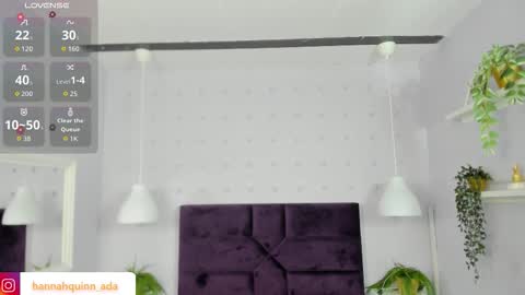 hanaahquinn online show from 10/30/25, 11:33