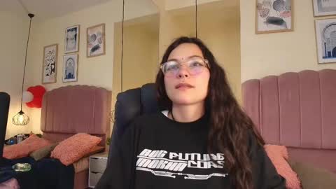 hanabie_ online show from 02/25/26, 03:16