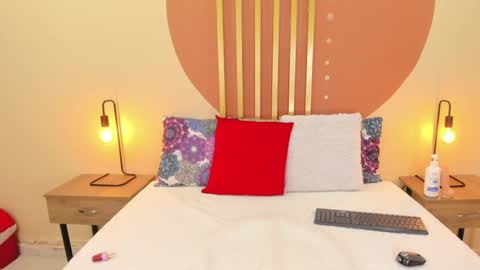 Snapshot of hanah_greey chatting on 02/06/25, 01:21 HANAH online show from 02/06/25, 01:21