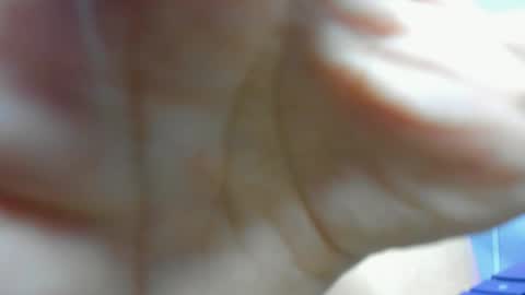 Snapshot of hanah_line chatting on 05/18/26, 12:33 Hanna Lineros online show from 05/18/26, 12:33