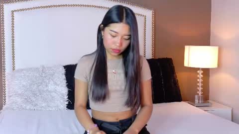 Snapshot of hanaluna chatting on 07/15/26, 02:55 Hanna online show from 07/15/26, 02:55