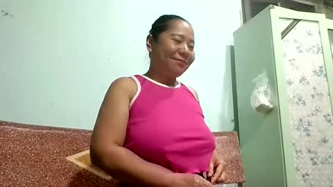 Snapshot of hanana_zz chatting on 05/11/26, 09:45 hanana_zz online show from 05/11/26, 09:45