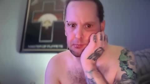 hand_banana_420 online show from 03/01/26, 07:38