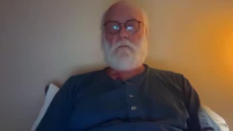 handful57345 online show from 01/17/26, 12:32