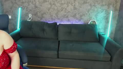 Snapshot of handsome_d_ chatting on 04/26/26, 05:49 Dayana online show from 04/26/26, 05:49