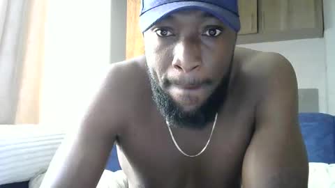 handsome king online show from 03/10/25, 07:53