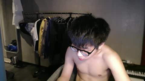 handsome_mannn online show from 03/03/26, 06:47