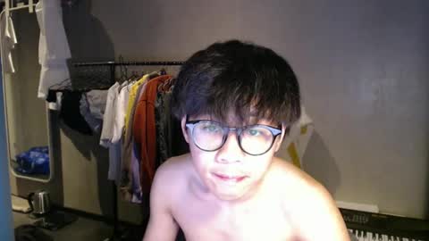 Snapshot of handsome_mannn chatting on 05/04/26, 09:22 handsome_mannn online show from 05/04/26, 09:22