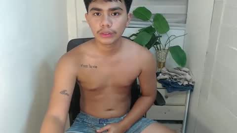 handsome_vanana online show from 02/23/25, 03:02