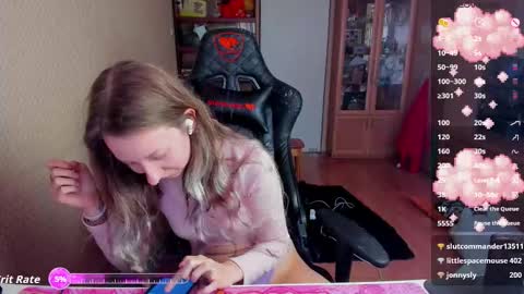 Mila online show from 01/15/26, 07:13