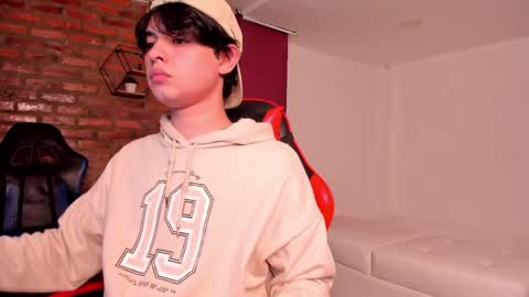 leonardfarrucknick and otis online show from 04/07/26, 12:05