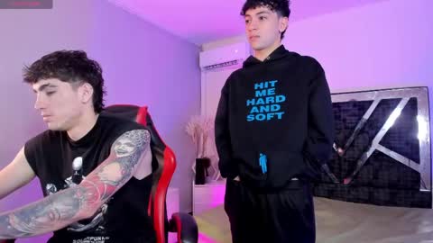 leonardfarrucknick and otis online show from 04/21/26, 02:51