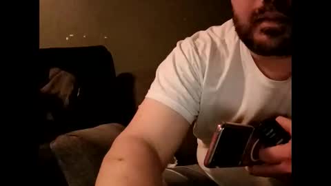 Handsomedaddy198923 online show from 03/23/26, 04:16