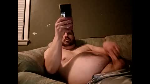 Handsomedaddy198923 online show from 04/15/26, 06:31