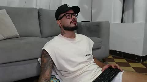 Handsomen online show from 01/19/26, 03:43