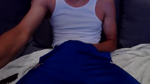 Snapshot of handsomestranger34 chatting on 07/02/26, 02:33 HandsomeStranger online show from 07/02/26, 02:33
