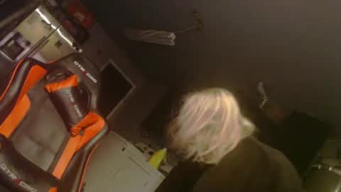 Snapshot of handyman5303 chatting on 01/21/25, 10:08 Handystudman online show from 01/21/25, 10:08