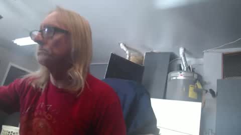 Snapshot of handyman5303 chatting on 01/29/25, 06:07 Handystudman online show from 01/29/25, 06:07