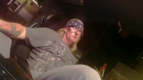 Snapshot of handyman5303 chatting on 02/23/25, 07:11 Handystudman online show from 02/23/25, 07:11