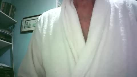 Snapshot of handymanforyou177322 chatting on 04/11/26, 11:09 handymanforyou177322 online show from 04/11/26, 11:09