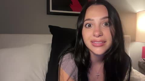 Snapshot of hangoutwithvanessa chatting on 05/14/26, 02:29 Vanessa online show from 05/14/26, 02:29
