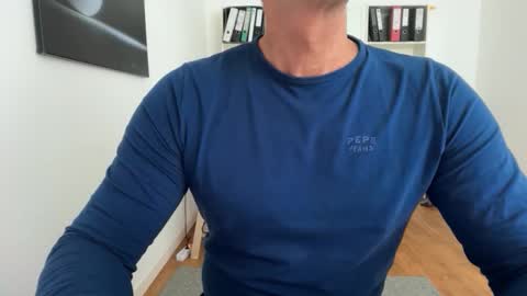 hanky online show from 09/26/25, 10:08